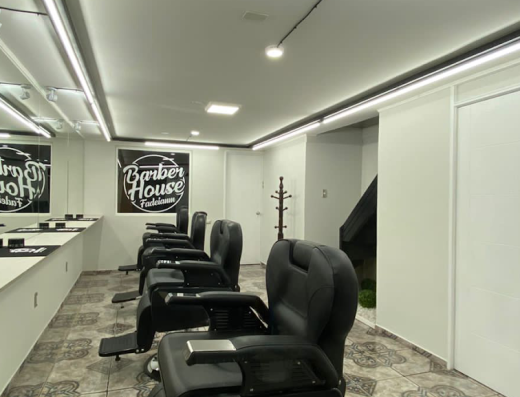 BarberHouse