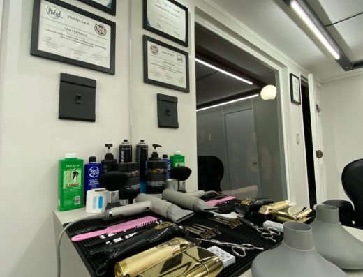 BarberHouse